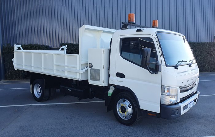 2013 FUSO 815 CANTER null null WHITE