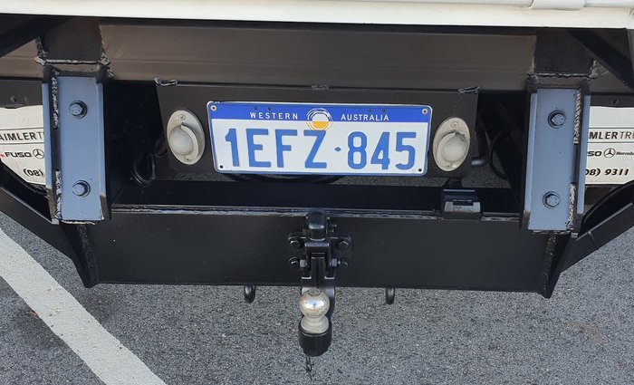 2013 FUSO 815 CANTER null null WHITE