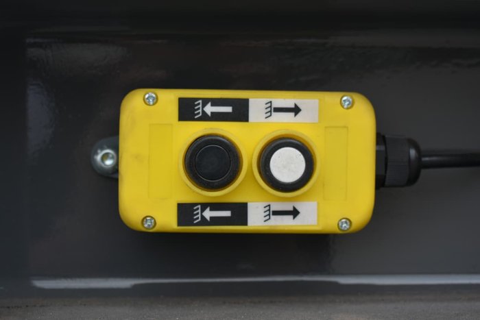 2020 HINO 500 SERIES FC1124 MT LEAF 5320 null null null