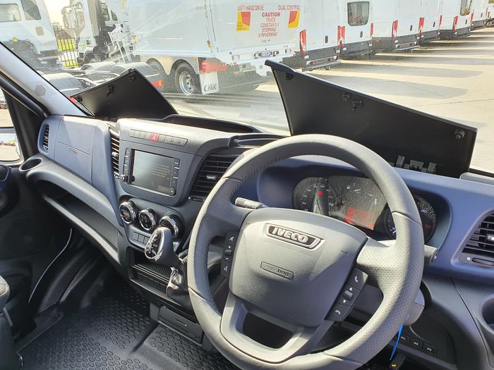 2020 IVECO DAILY 70C21 DUAL CAB 3750MM WHEELBASE null null white