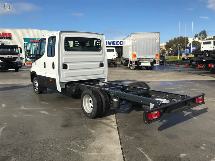 2020 IVECO DAILY 70C21 DUAL CAB 3750MM WHEELBASE null null white