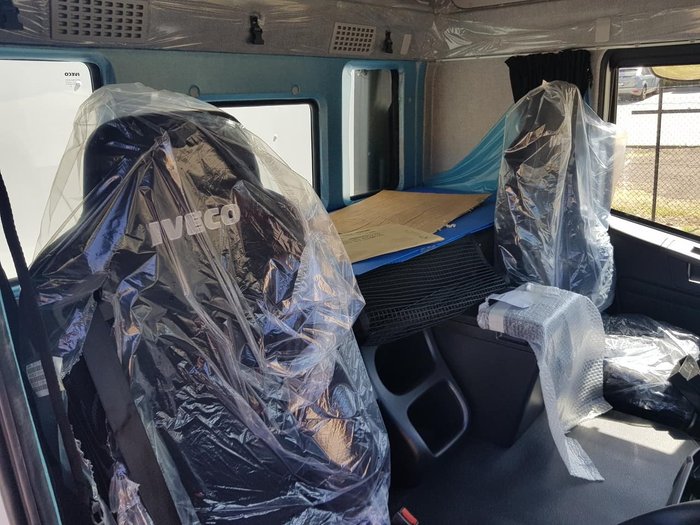 2020 IVECO 2020 IVECO STRALIS ATI 360 6X2 HIGH ROOF null null White