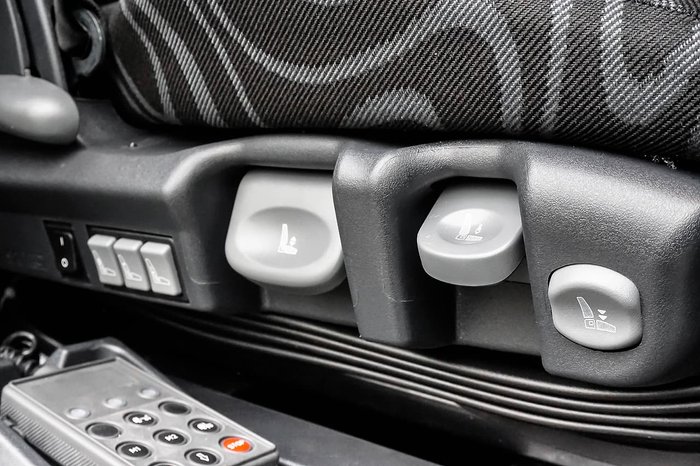 2020 IVECO 2020 IVECO STRALIS ATI 360 6X2 HIGH ROOF null null White