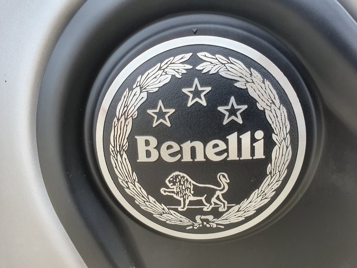 2020 Benelli LEONCINO (ABS) Silver