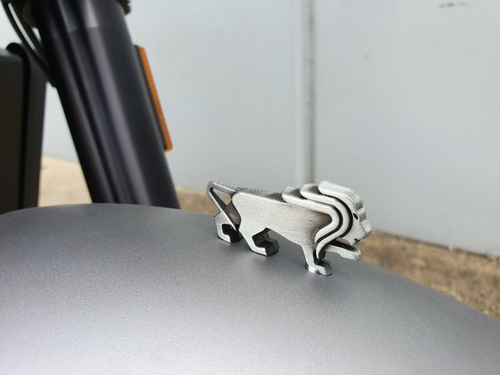 2020 Benelli LEONCINO (ABS) Silver