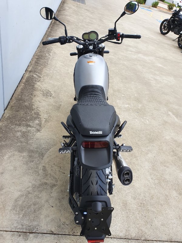 2020 Benelli LEONCINO (ABS) Silver