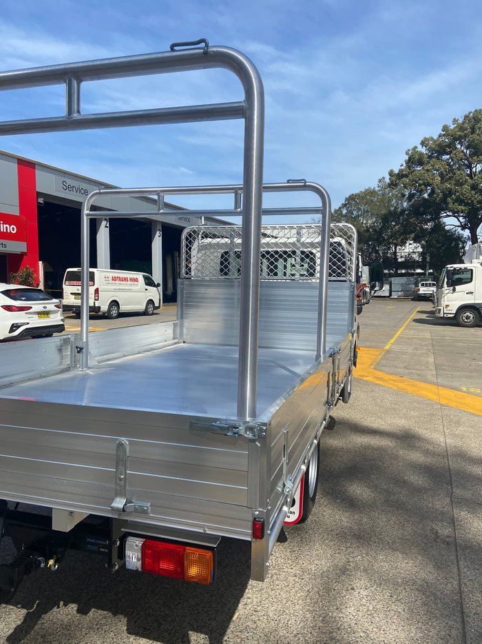 2020 HINO 300 SERIES 616 CREW CAB TRADEACE White