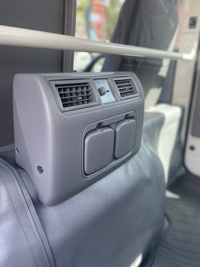 2020 HINO 300 SERIES 616 CREW CAB TRADEACE White