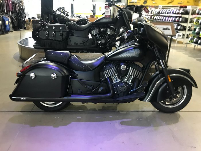 2017 Indian CHIEFTAIN DARK HORSE Thunder Black Smoke