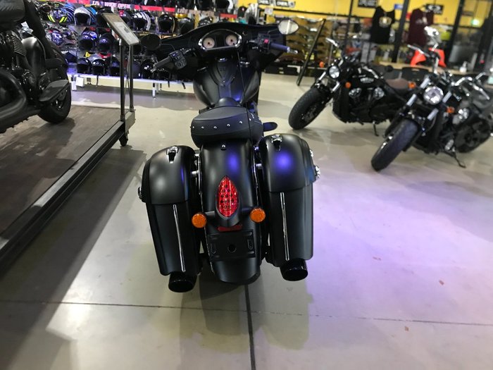 2017 Indian CHIEFTAIN DARK HORSE Thunder Black Smoke