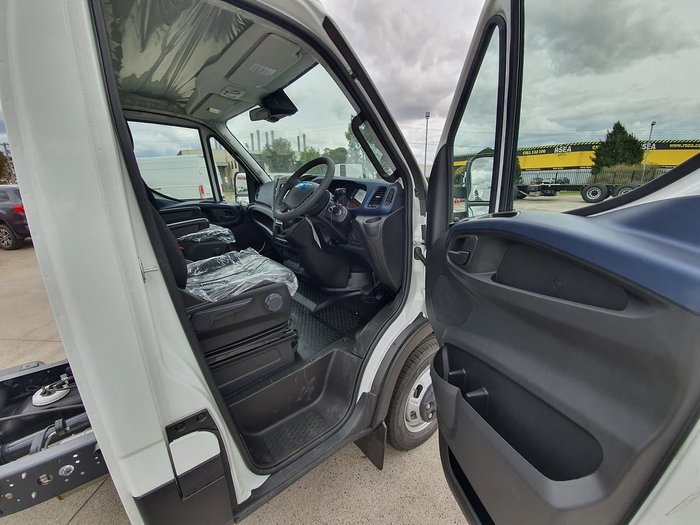 2020 IVECO 50C17 3450MM WHEELBASE WITH AUTO, AIRBAG REAR & DIFF LOCK White