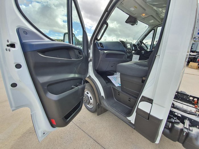 2020 IVECO 50C17 AUTO 3750MM WHEELBASE white