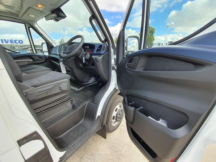 2020 IVECO 50C21 205HP & AUTO 3750MM WHEELBASE white