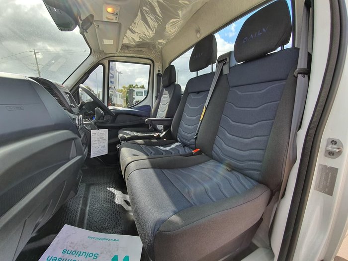 2020 IVECO 50C21 205HP & AUTO 3750MM WHEELBASE white