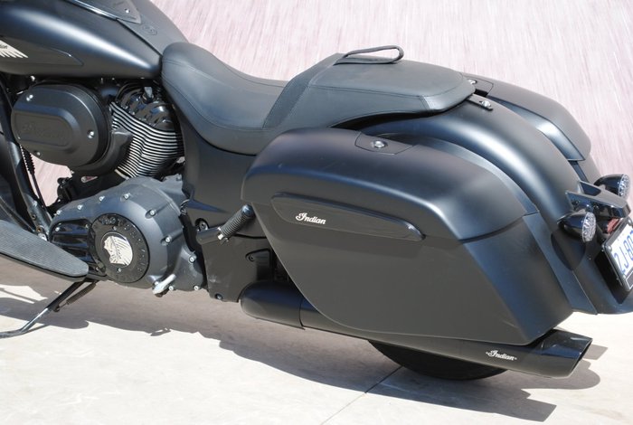 2020 Indian SPRINGFIELD DARK HORSE BLACK Black