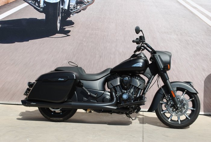 2020 Indian SPRINGFIELD DARK HORSE BLACK Black