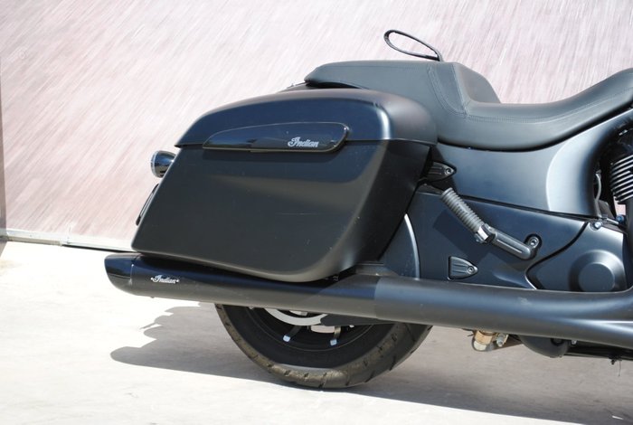2020 Indian SPRINGFIELD DARK HORSE BLACK Black