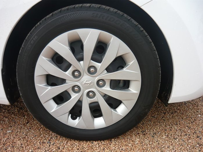 2016 Hyundai i30 Active GD4 Series II MY17 White