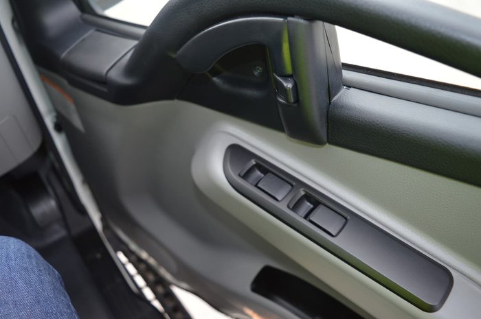 2019 FUSO FEB21ER3SFBC White