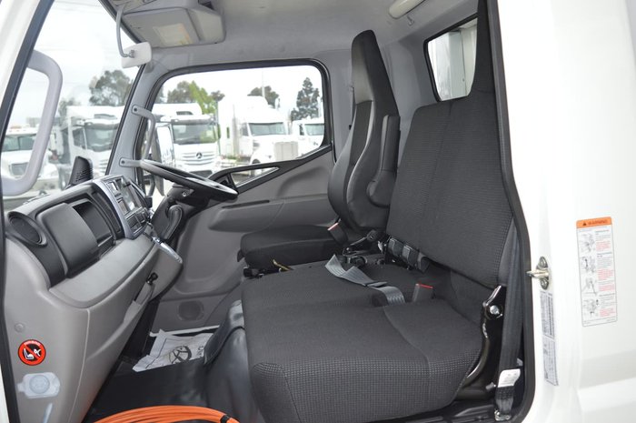 2019 FUSO FEB21ER3SFBC White