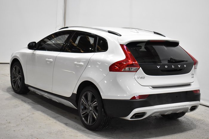 2014 Volvo V40 Cross Country T5 Luxury MY14 Four Wheel Drive White
