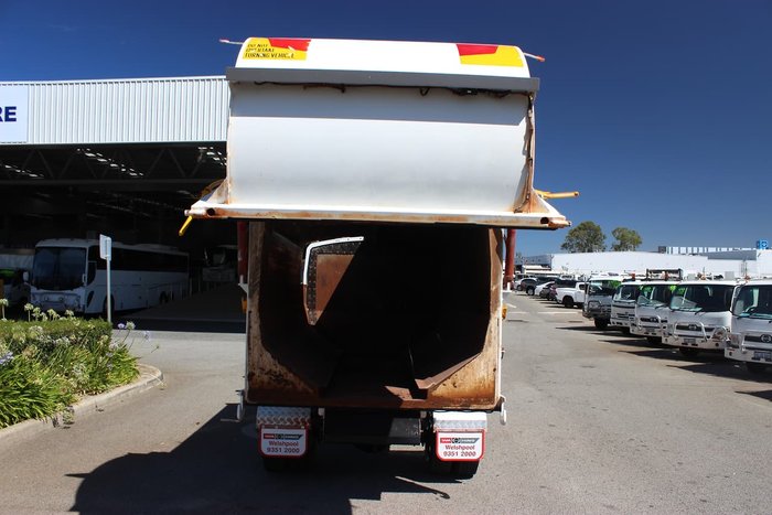 2014 HINO 500 SERIES FC1022 WHITE