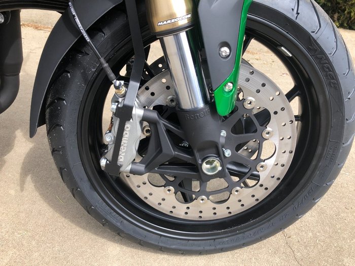 2021 Benelli 2021 Benelli 750CC 752S Road Green