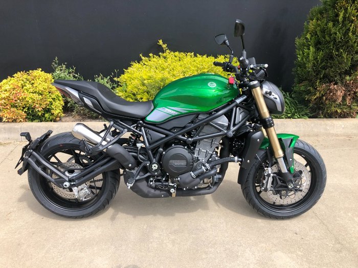 2021 Benelli 2021 Benelli 750CC 752S Road Green