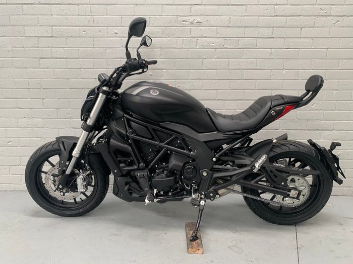 2020 Benelli 502C Black