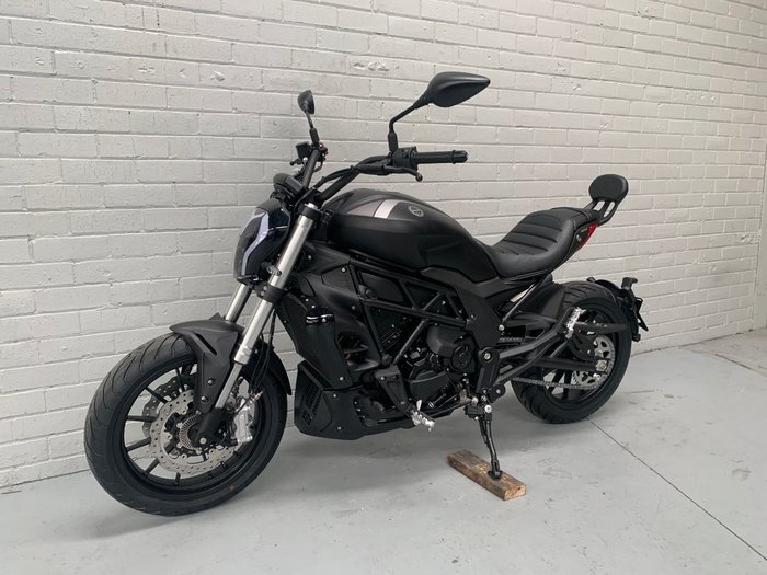 2020 Benelli 502C Black