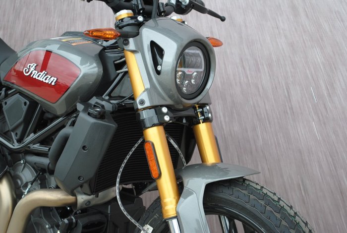 2019 Indian FTR 1200 S RED STEEL GRAY Red