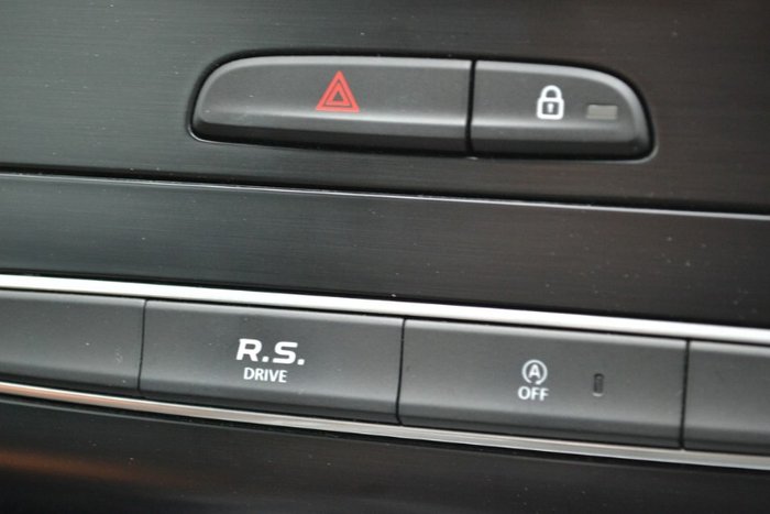 2020 Renault Megane R.S. Trophy-R BFB PEARL WHITE