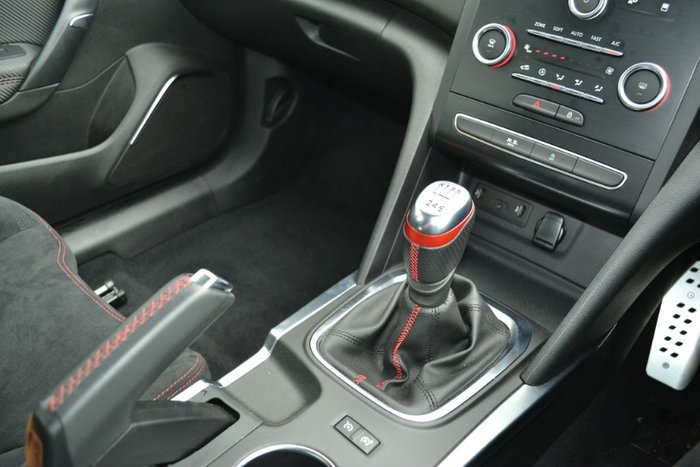 2020 Renault Megane R.S. Trophy-R BFB PEARL WHITE