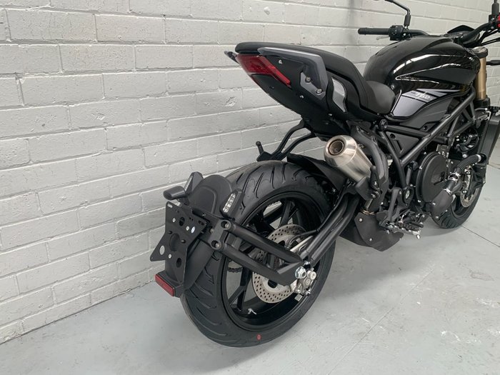 2021 Benelli 2021 Benelli 750CC 752S Road Black