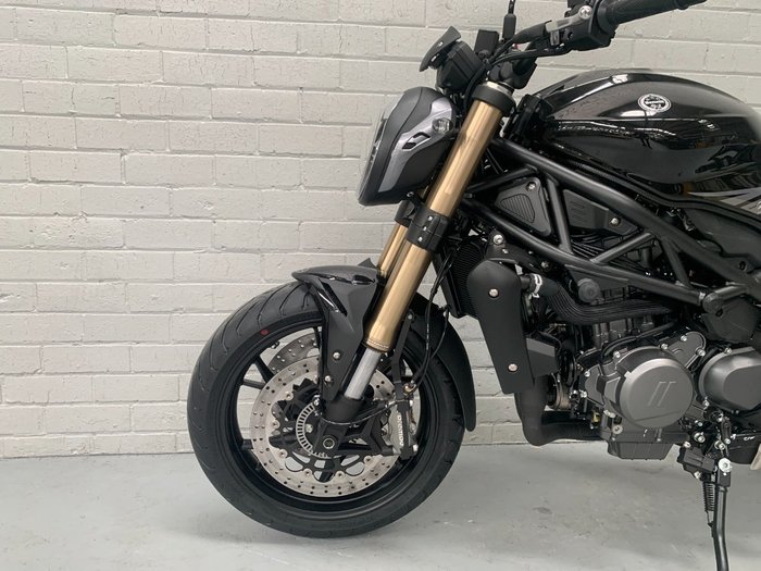 2021 Benelli 2021 Benelli 750CC 752S Road Black