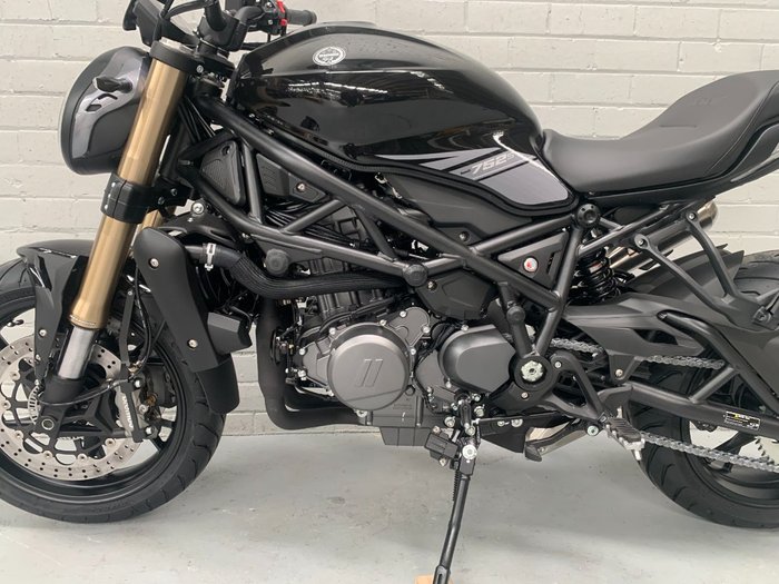 2021 Benelli 2021 Benelli 750CC 752S Road Black