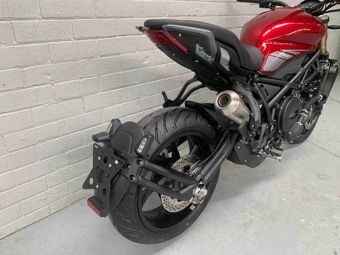 2021 Benelli 2021 Benelli 750CC 752S Road Red