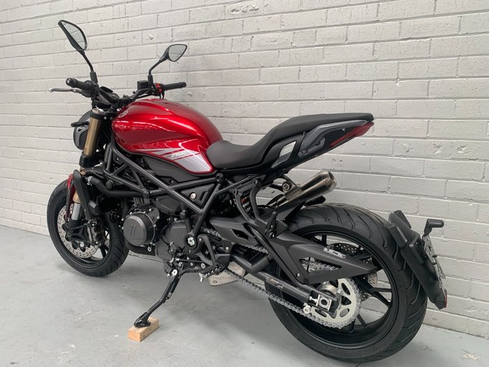 2021 Benelli 2021 Benelli 750CC 752S Road Red