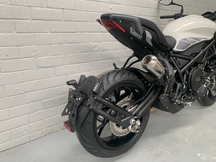 2021 Benelli 2021 Benelli 750CC 752S Road White