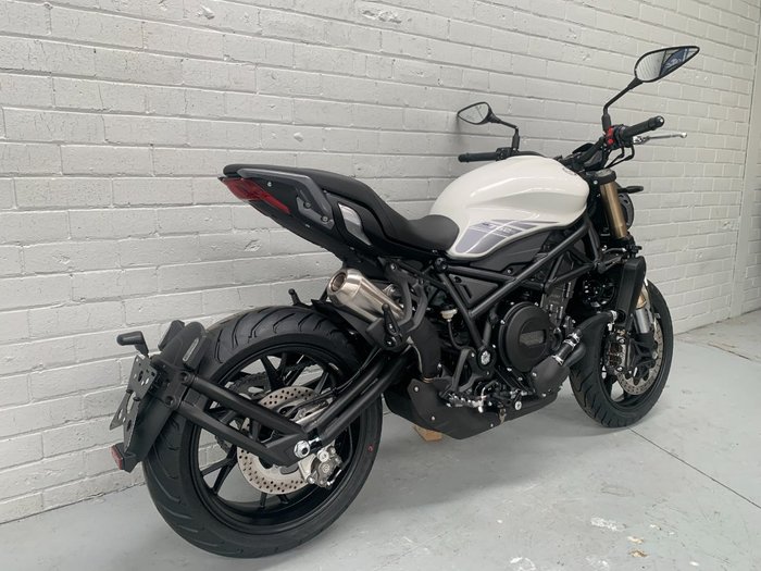 2021 Benelli 2021 Benelli 750CC 752S Road White