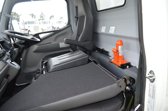 2020 FUSO FEA61BR4SFBC White