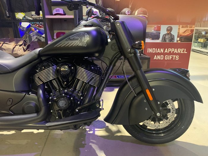 2020 Indian CHIEF DARK HORSE Black