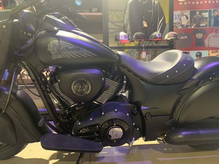 2020 Indian CHIEF DARK HORSE Black