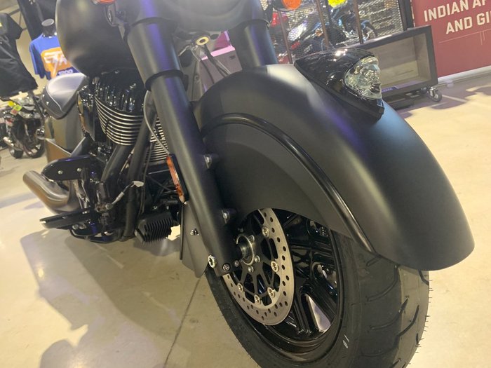 2020 Indian CHIEF DARK HORSE Black