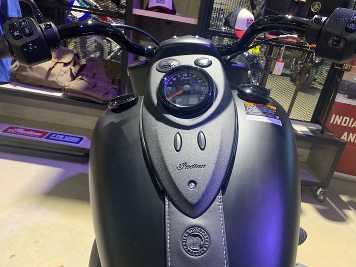 2020 Indian CHIEF DARK HORSE Black