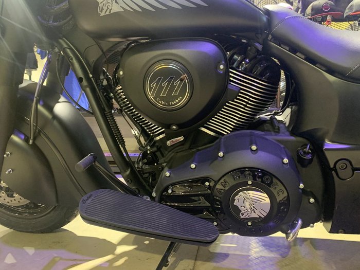 2020 Indian CHIEF DARK HORSE Black