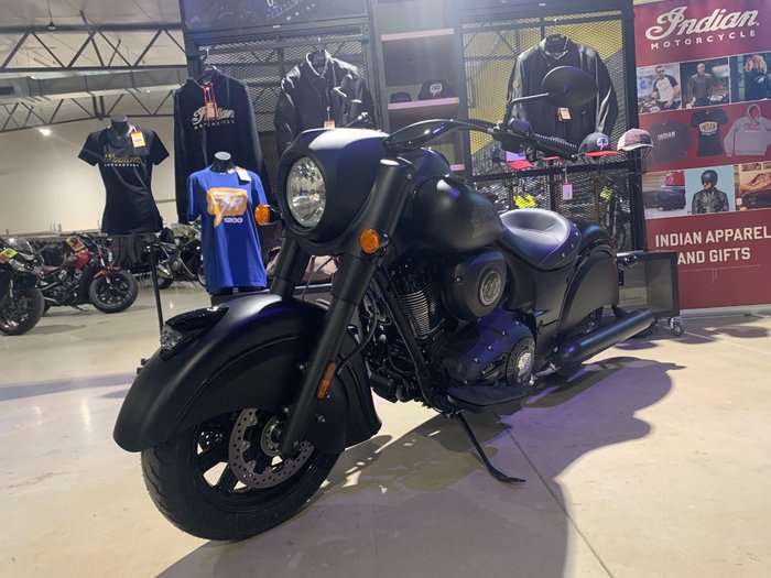 2020 Indian CHIEF DARK HORSE Black