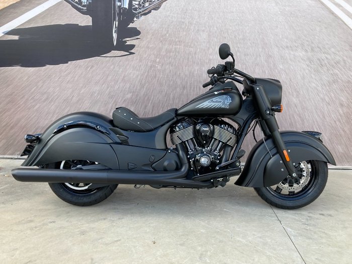 2020 Indian CHIEF DARK HORSE Black