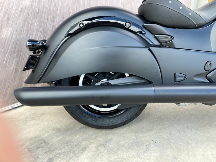 2020 Indian CHIEF DARK HORSE Black