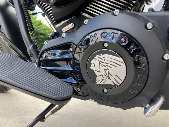 2020 Indian CHIEF DARK HORSE Black